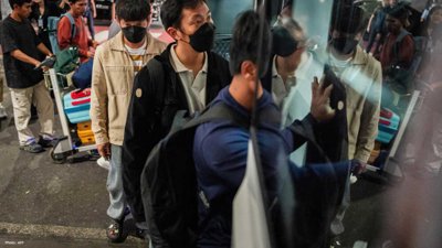 20 Thai Sailors Return Home After Ship Attac…