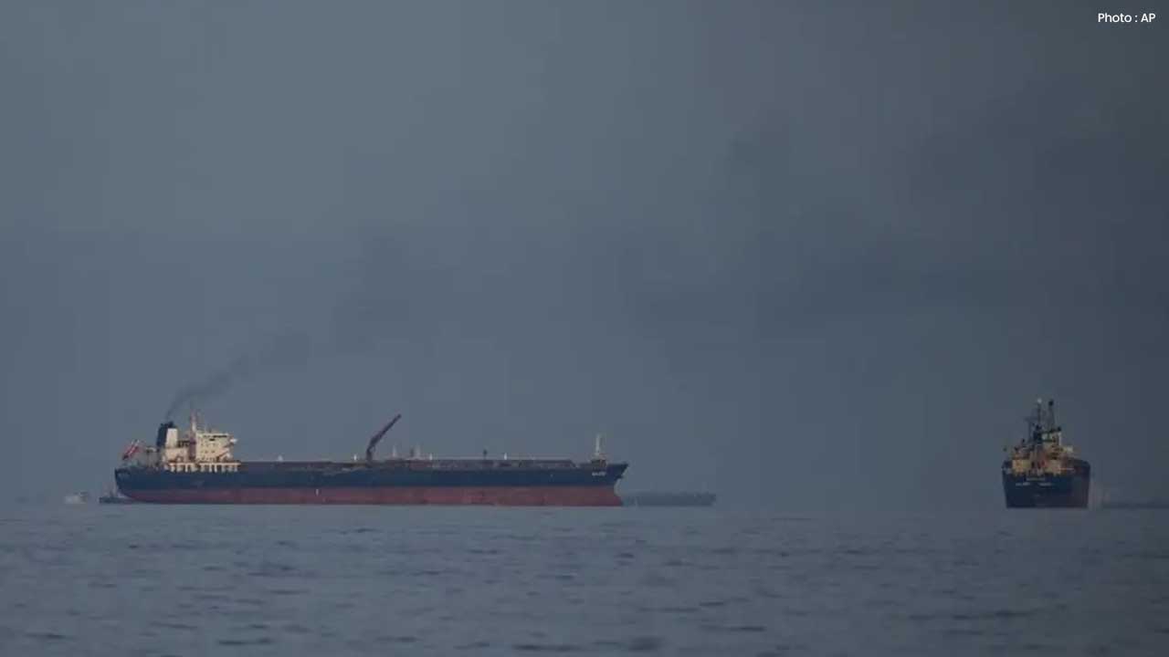 Russian Oil Tanker Makes U-Turn, Now Heading to India