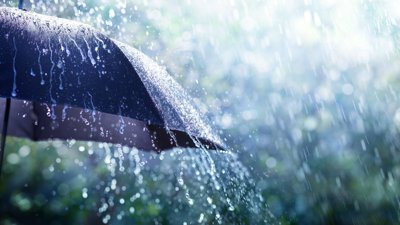 Heavy Rain and Strong Winds Kill 18 in Karac…