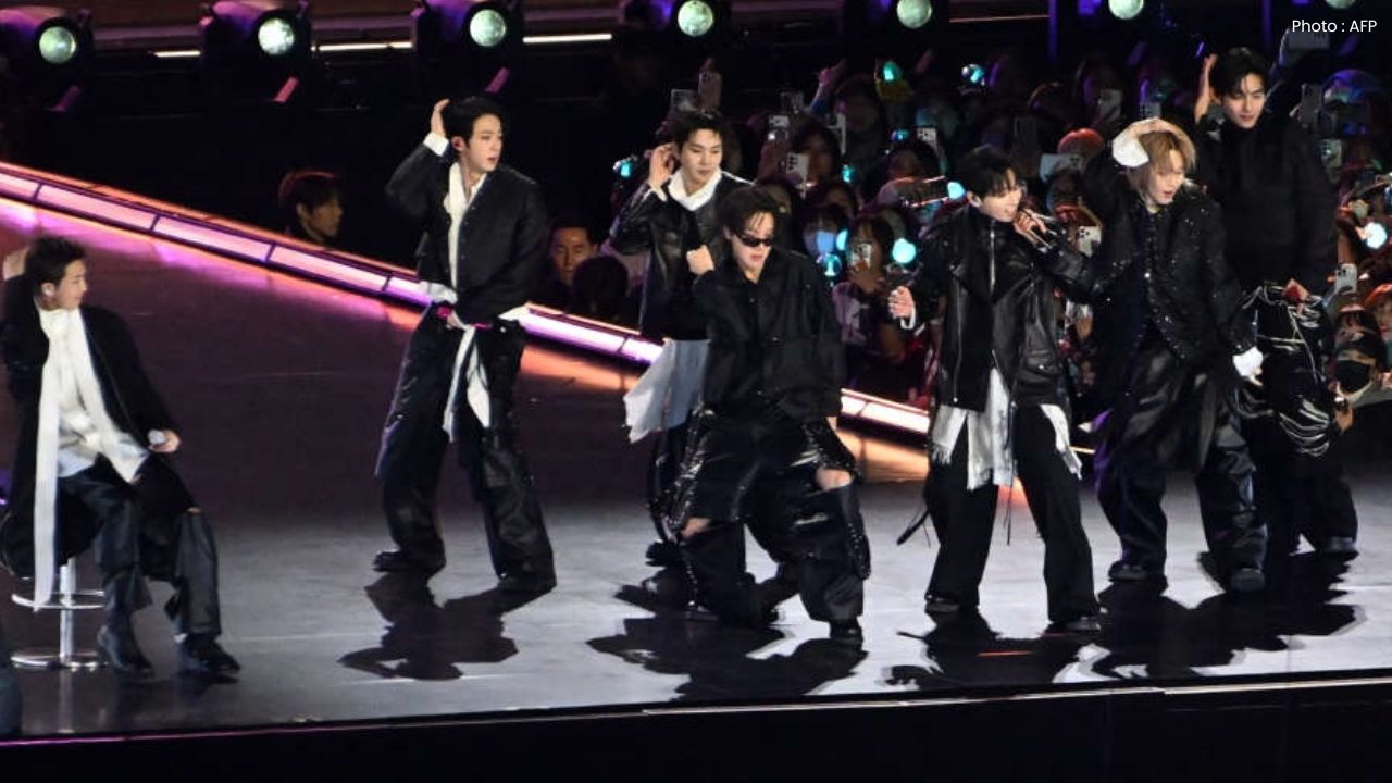 BTS Comeback Concert in Seoul Draws Thousands After 3 Years