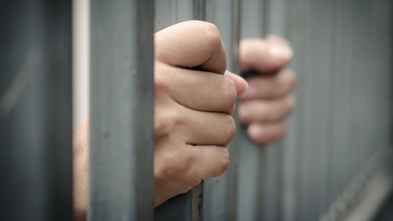 Sri Lanka Jails Man for Hoarding Petrol During Fuel Shortage Crisis