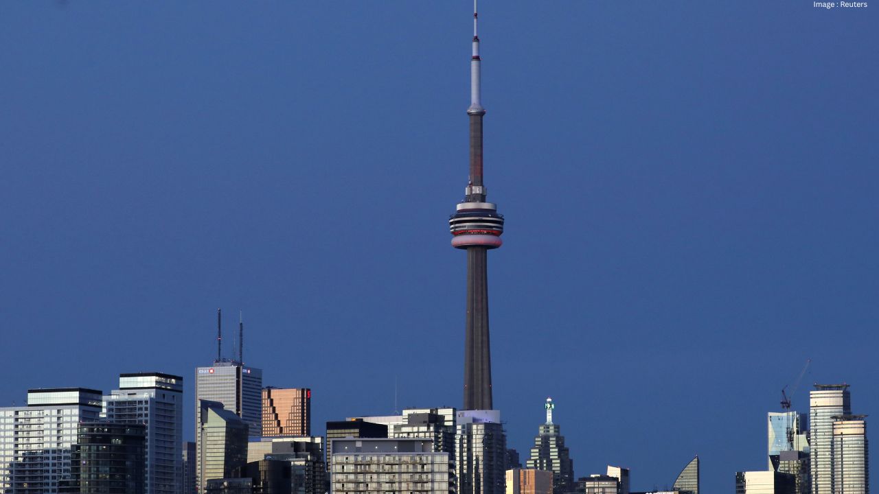 Chopper Video Captures Explosion on Toronto Rooftop Fire