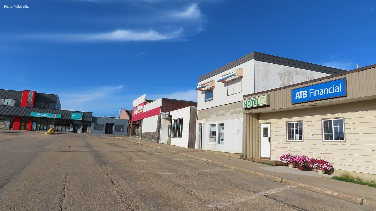 Swan Hills Loses Only Pharmacy Amid Concerns