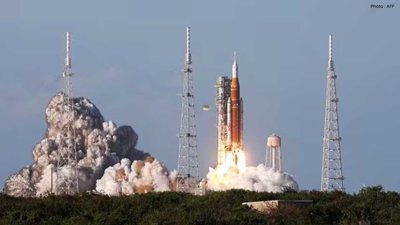 NASA Astronauts Reach Safe Orbit in Historic Artemis Moon Mission