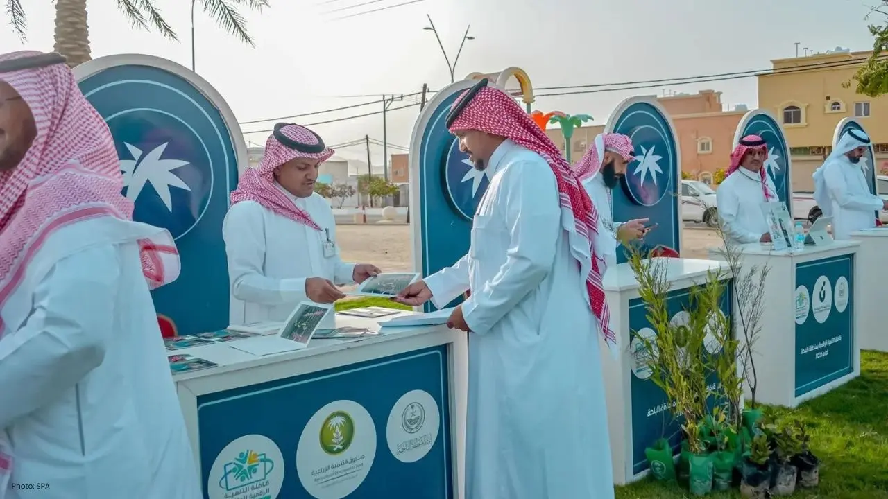 Digital Caravan Arrives in Al-Hajra, Bringing Vital Services
