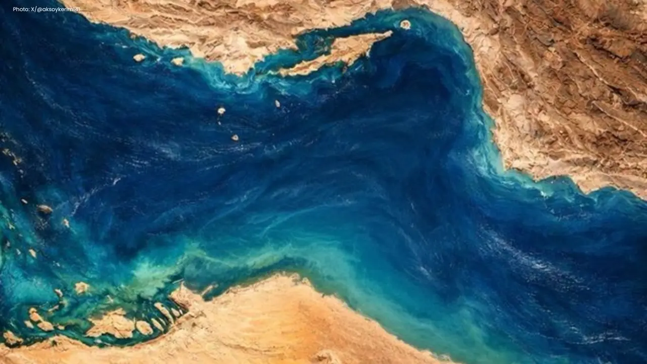 Iran Closes Hormuz Strait Following Israel's Attacks in Lebanon