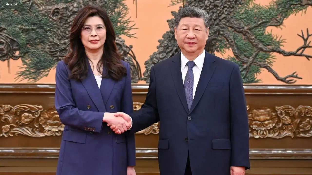 Xi Jinping Engages Taiwan's Opposition Leader for the First Time in Over a Decade