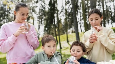 Tips for Keeping Kids Hydrated This Summer