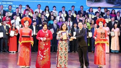 Vietnam Celebrates Excellence in Cooperatives with Star Awards
