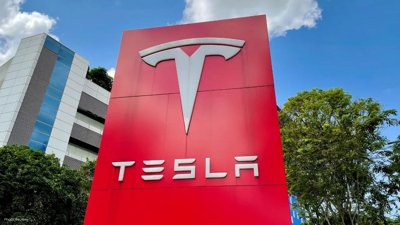 Netherlands Grants Approval for Tesla's FSD Technology