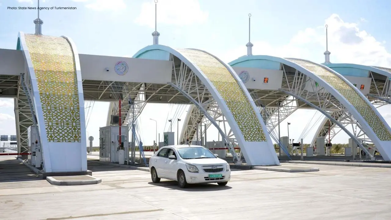 Turkmenistan Unveils New High-Speed Highway Linking Ashgabat