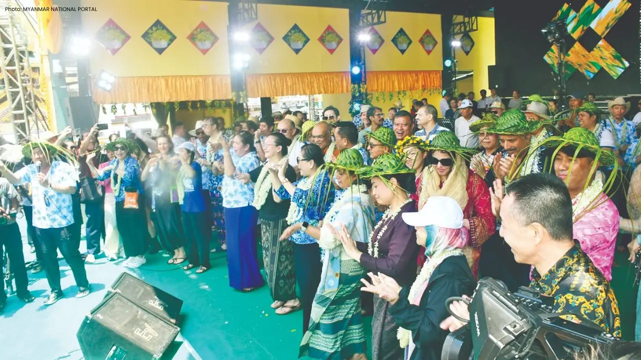 Yangon Welcomes Diplomats to Thingyan Festival Celebrations
