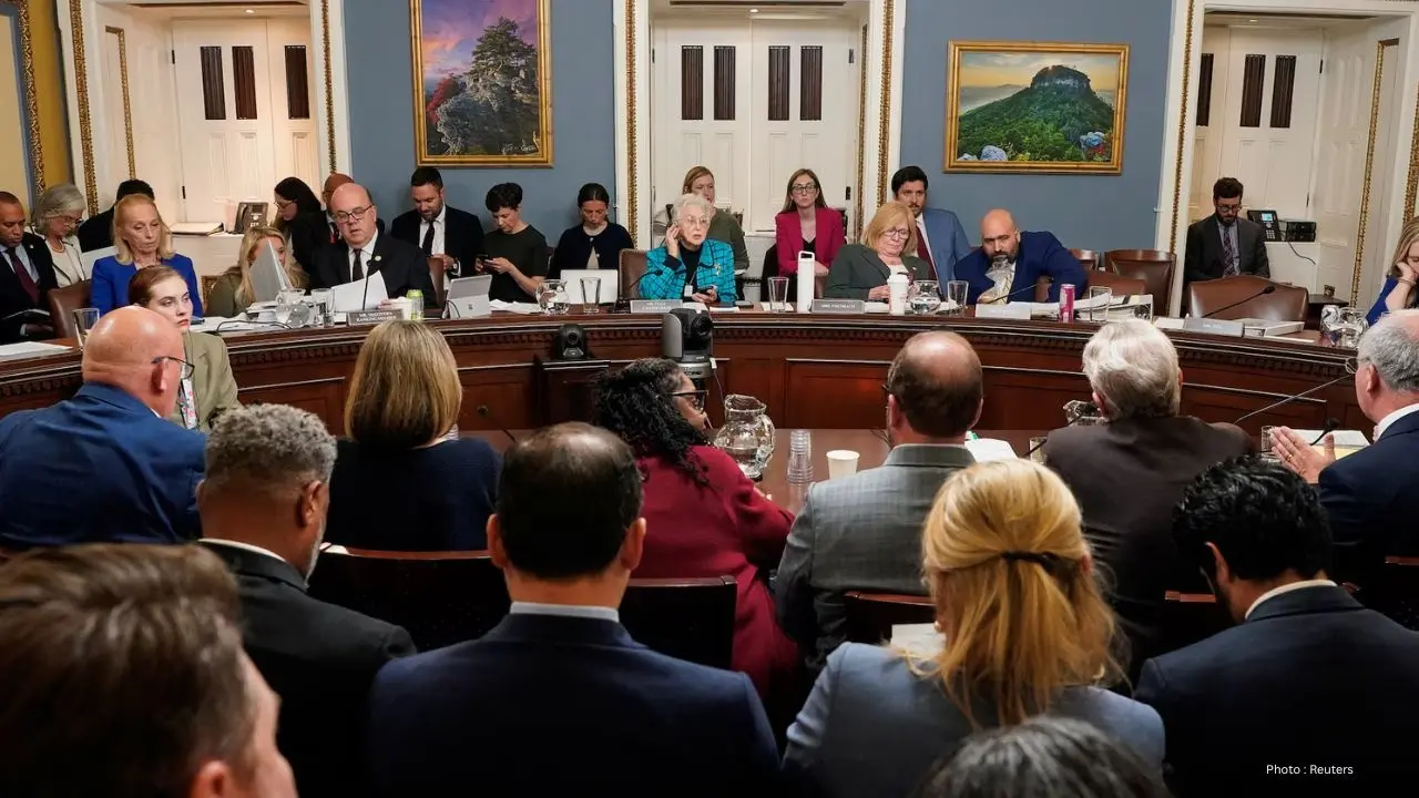 Bigger Refunds Boost US families During Tax Season