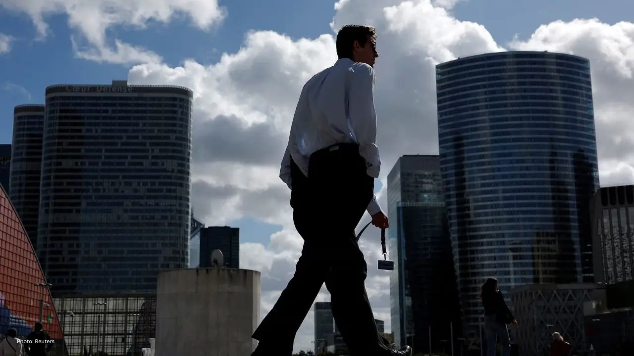 Canada Tables Rules To Expand French Use In Business