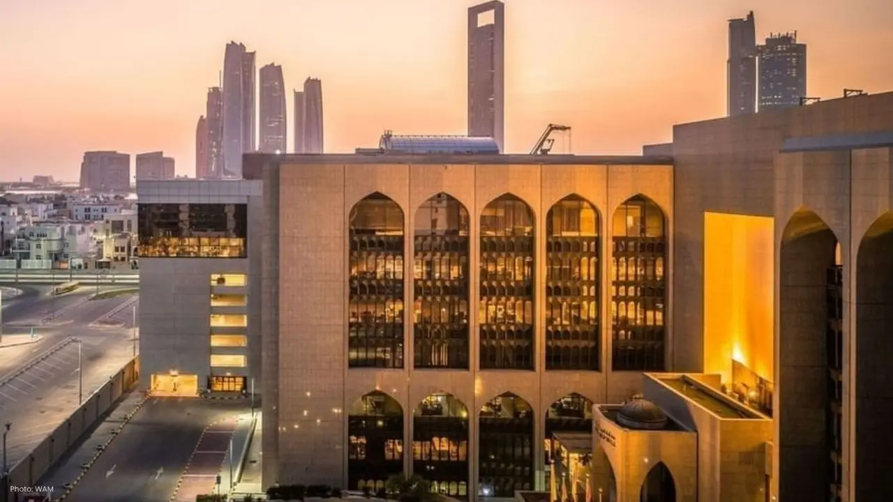 UAE's Economic Stability Fueled by Banking and Trade in 2026