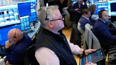 Canadian  US Stocks Rally As Oil Drops After Hormuz Reopens