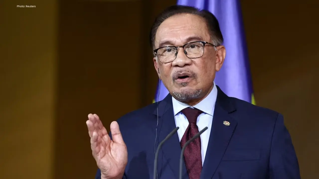 Anwar Promotes Malaysia's Neutrality in Defence Trade