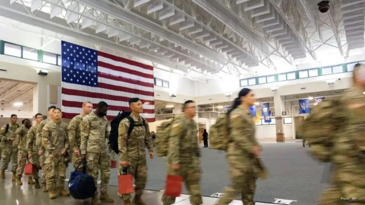 US Army Increases Maximum Enlistment Age to 42 Amid Recruitment Issues