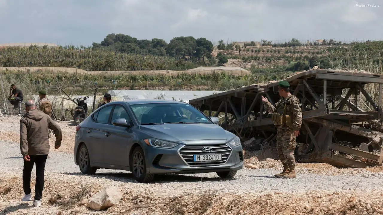 Israel Increases Military Presence in Southern Lebanon, Advises Civilians to Keep Distance