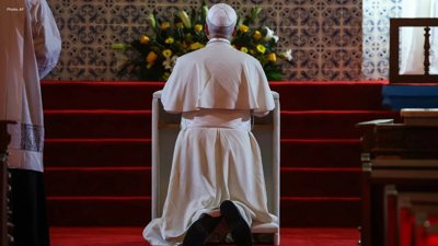 Pope's Reflective Visit to Angola's Slave Trade Shrine