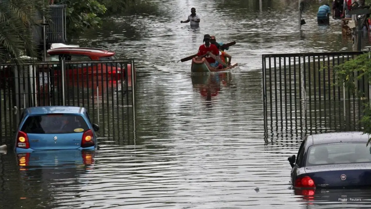Canada Flood Crisis Triggers Emergencies In Two Regions