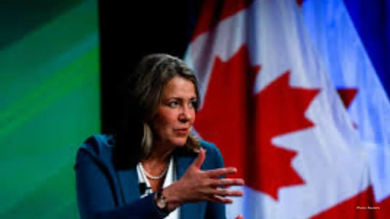 Alberta Daylight Time Plan Draws Criticism from leaders