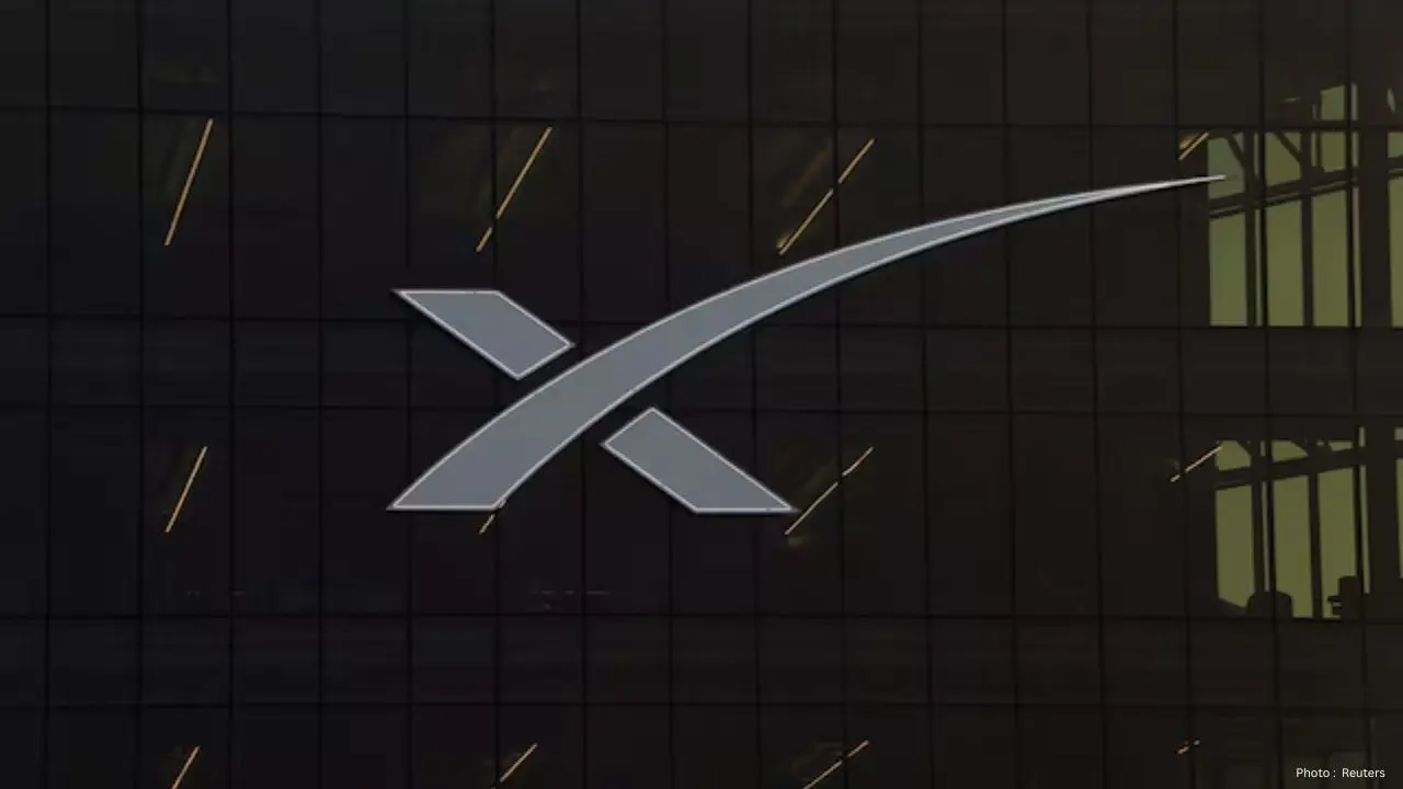 SpaceX Casts Doubts on Viability of Space-Based AI Data Centers