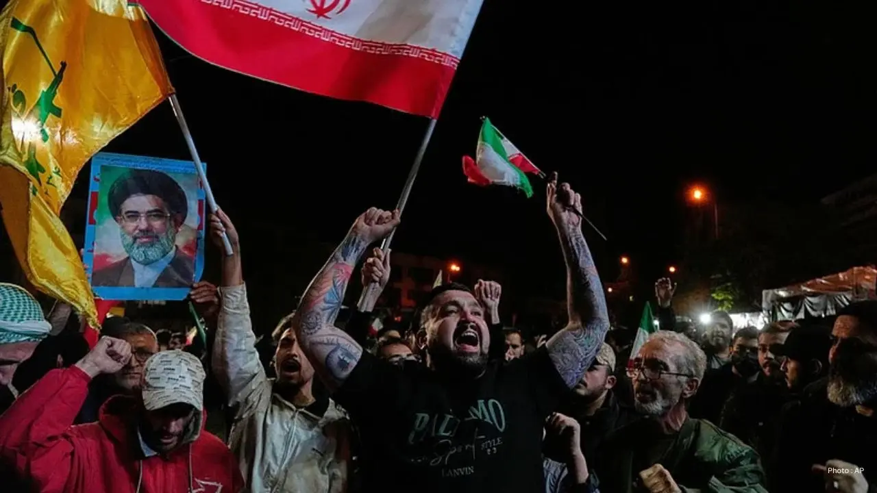 Trump Says Iran Peace Talks Possible Within 72 Hours