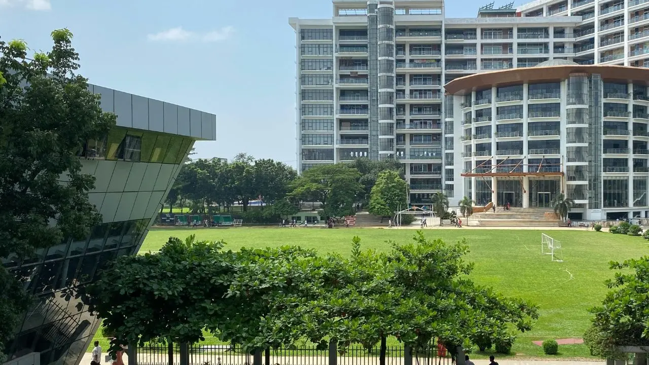 Kuwait Maintains Online Education and Emergency Measures