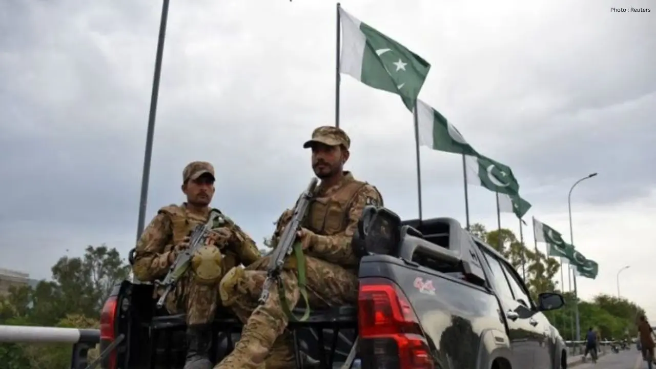 Iran's Top Diplomat Engages Pakistan as US Anticipates Key Proposal