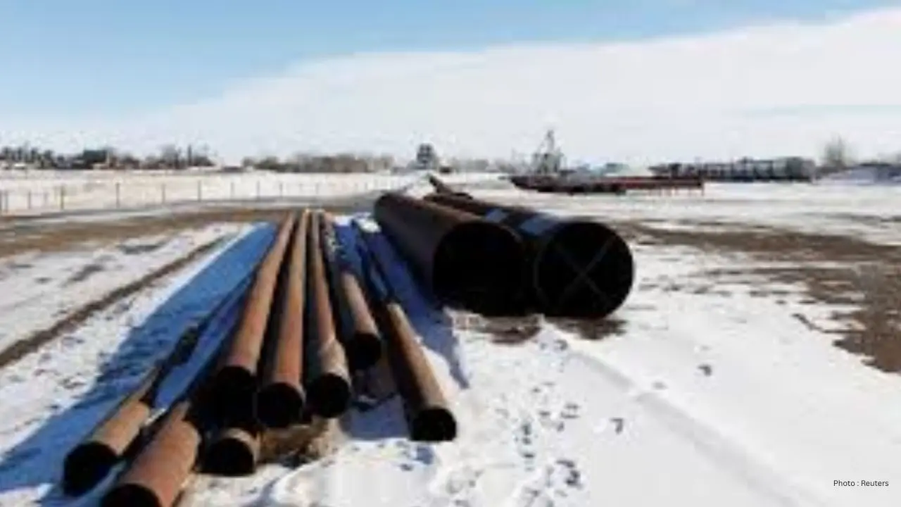 Trump Signs Order Reviving Part Of Keystone XL Pipeline Route