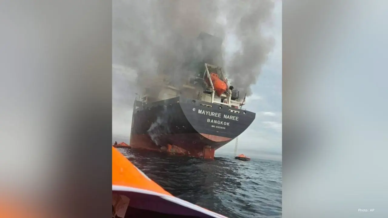 Oil Steadies With Trump’s Hormuz Plan and Tanker Attack in Focus