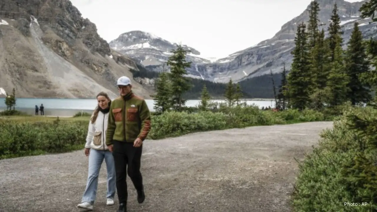 Search For American Tourist's Body In Banff Waterfall Continues: RCMP