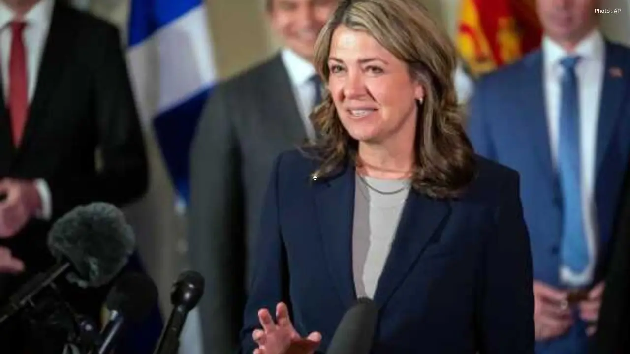 Alberta Government Keeping Eye On Investigations Into Voter Info Breach