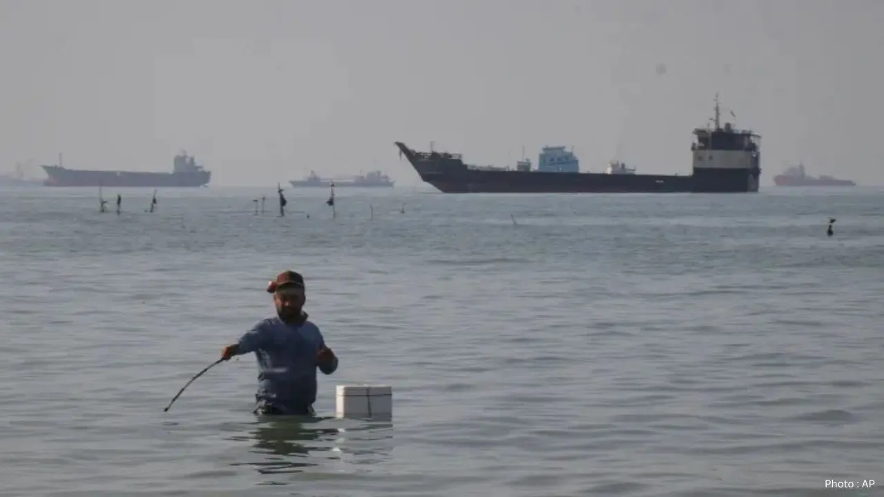 Iran Blames US for Civilian Deaths in Boat Strikes, Gulf Tensions Escalate