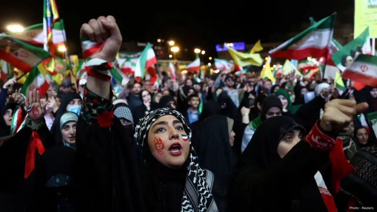 Trump Advocates for Swift Resolution to Iran War as Tehran Evaluates US Peace Proposal