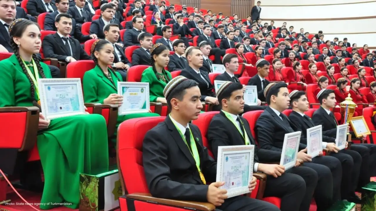 Young Messengers of Peace Program Wraps Up in Turkmenistan