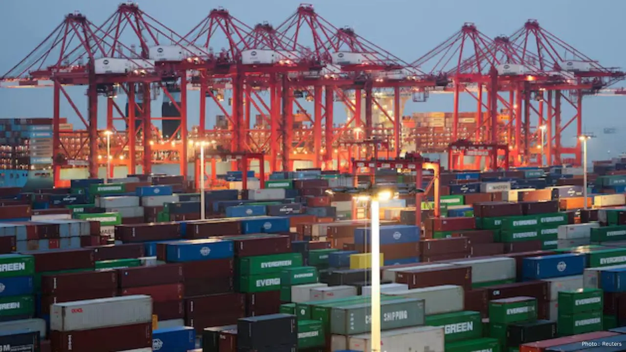 China Sees Significant Export Growth in April as Trade Surplus Expands Before Trump-Xi Talks