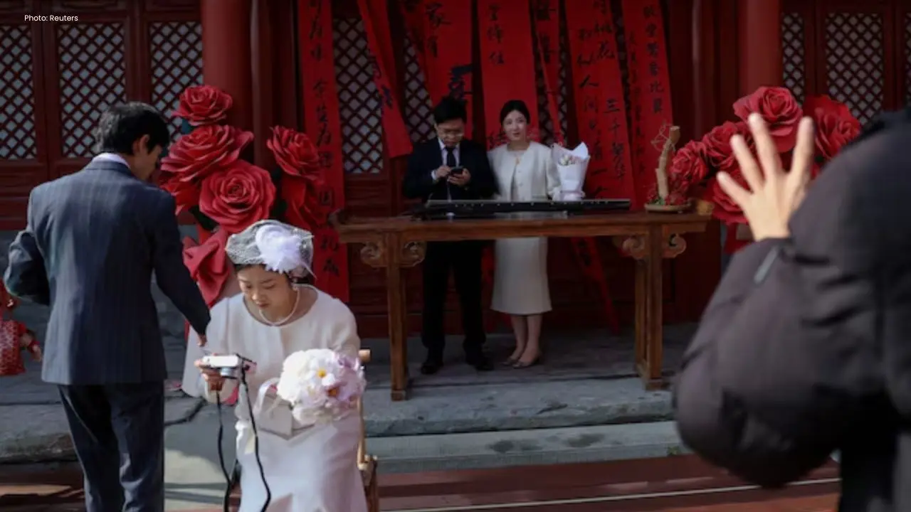 China's Marriage Rates Plummet to Record Low