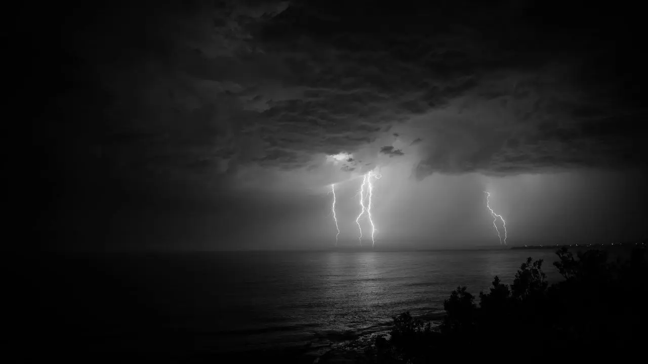 Severe Storm Alert for Multiple Regions in Malaysia