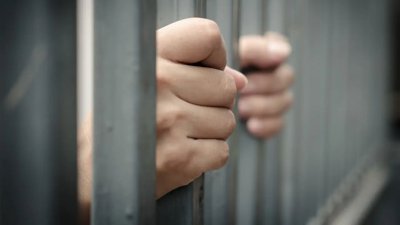 Inmates to Cook Free Meals for Schoolchildren in Indonesia