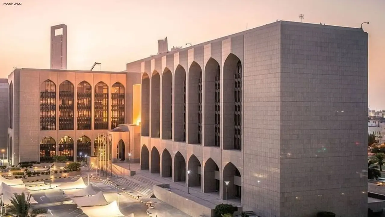 Omla Community Bank Gains Approval in UAE for AI-Driven Banking