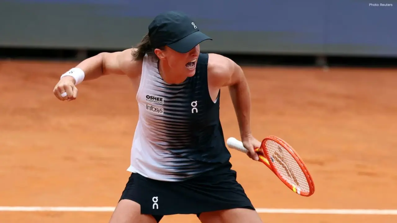 Iga Swiatek Overpowers Jessica Pegula to Advance to Italian Open Semifinals