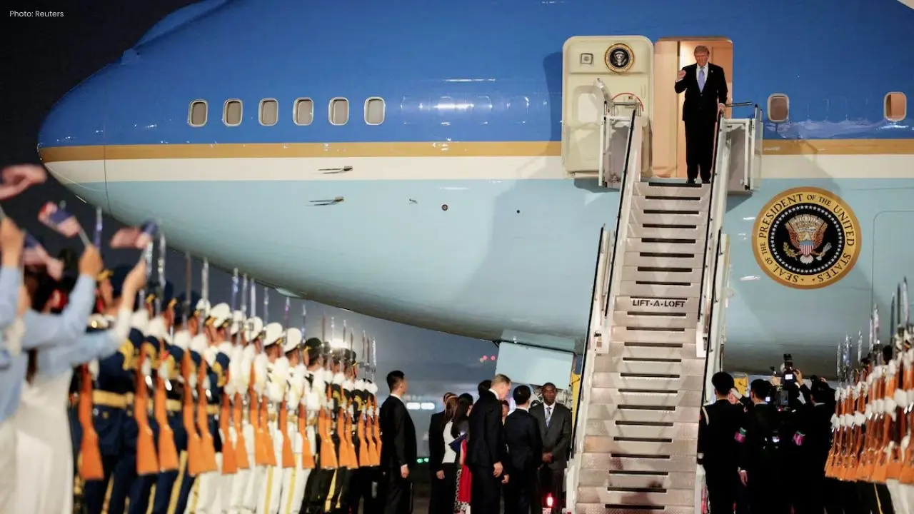Trump's Delegation Discards Chinese Gifts Amid Security Concerns Post-Beijing Visit