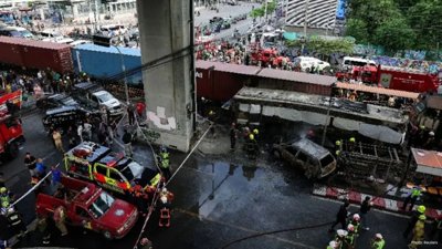 Tragic Crash in Bangkok: Train Collides with Bus, 8 Dead, Over 20 Injured