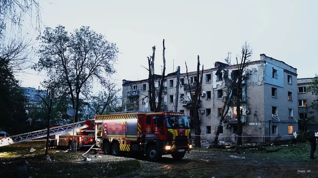 Russia Pounds Eight Ukrainian Regions As Long-Range Aerial War Intensifies