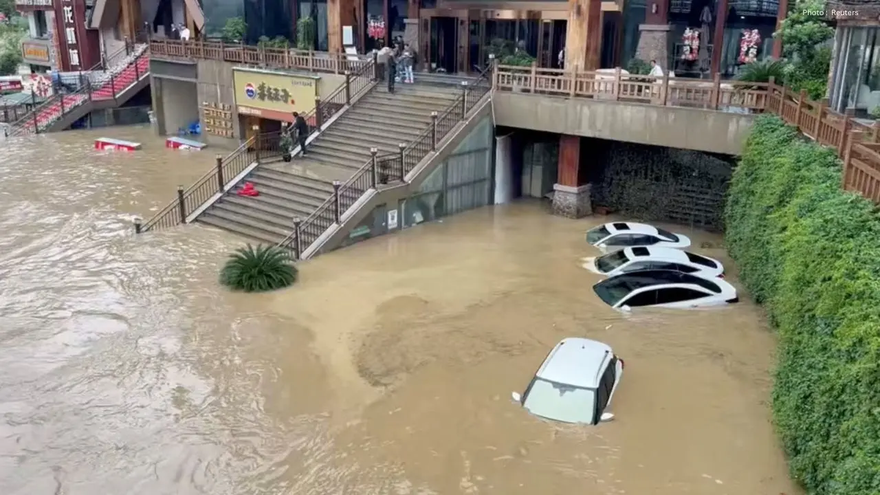 Intensified Rescue Efforts in China Amidst Severe Flooding Crisis