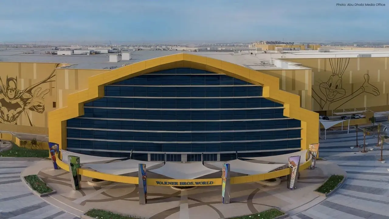 Warner Bros. World Abu Dhabi Receives 2026 Applause Award