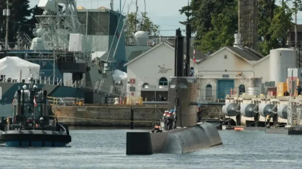 South Korean Navy Submarine Arrives At CFB Esquimalt After Record Setting Pacific Crossing