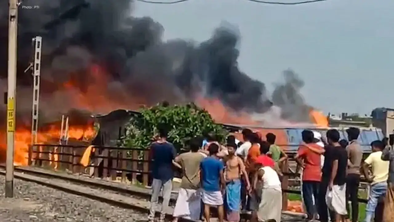 Blast Near Railway Station In Pakistan’s Balochistan Injures 20